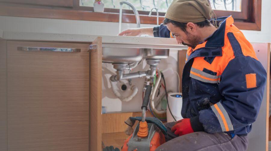 Professional emergency plumbing in Van Lear, KY